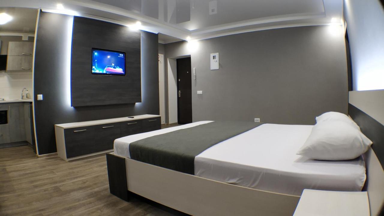 Двухкомнатный Люкс Центр Металлургов 19 Kr Apartments Kryvyj Rih Exteriér fotografie