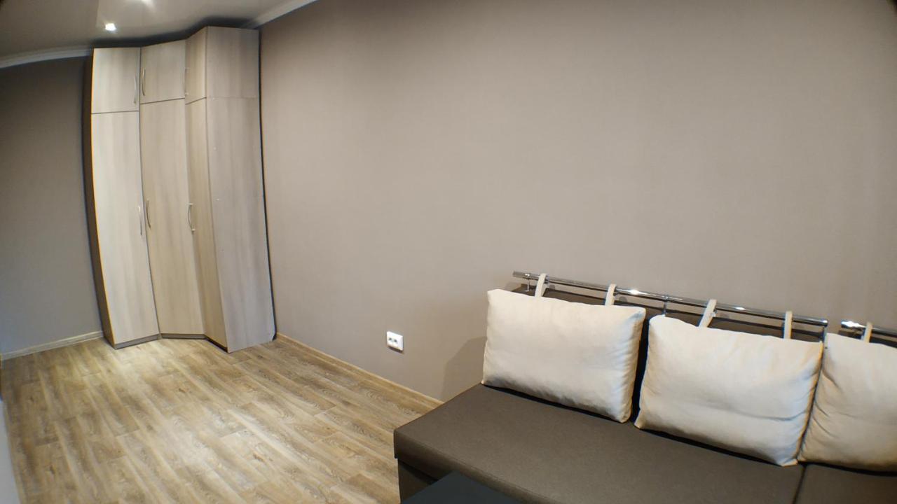 Двухкомнатный Люкс Центр Металлургов 19 Kr Apartments Kryvyj Rih Exteriér fotografie